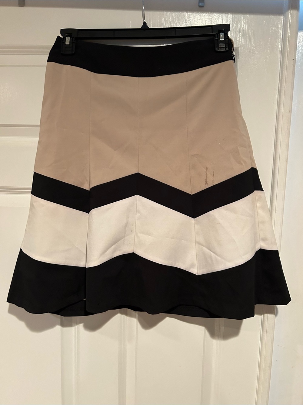 The Limited Beige, Black & White Chevron A-Line Skirt